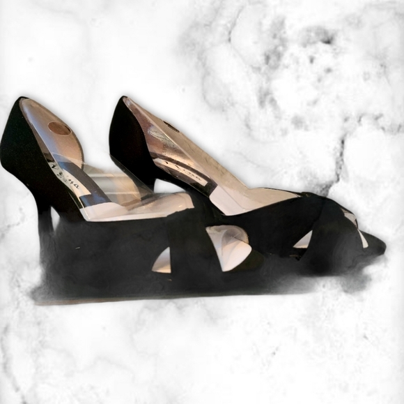 Satin Black heels - Picture 1 of 4